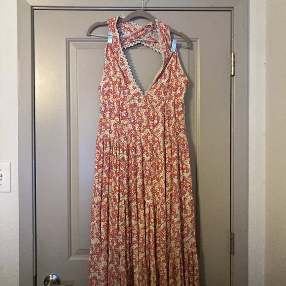 Alexia Admor Tezzi Maxi Dress| Women's Tezzi V-Neck Tiered Maxi Dress Size 8 - Picture 3 of 8